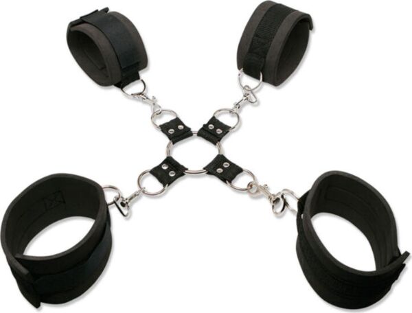 Pipedream Extreme Hogtie Kit mit Hand- und Fussfesseln, Metall-Hogtie und Augenmaske